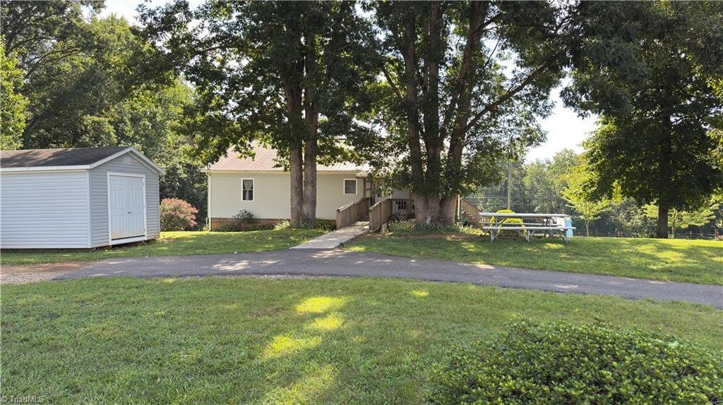 House in Hamptonville, North Carolina, United States 4 - 19041999