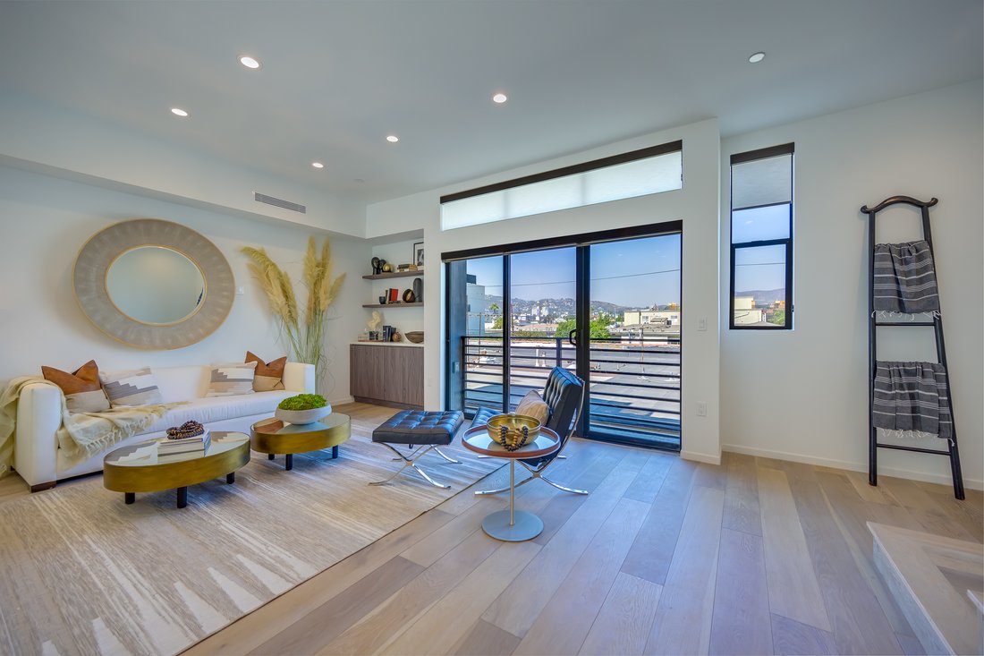 Los Angeles, California, United States 3 - 19041955