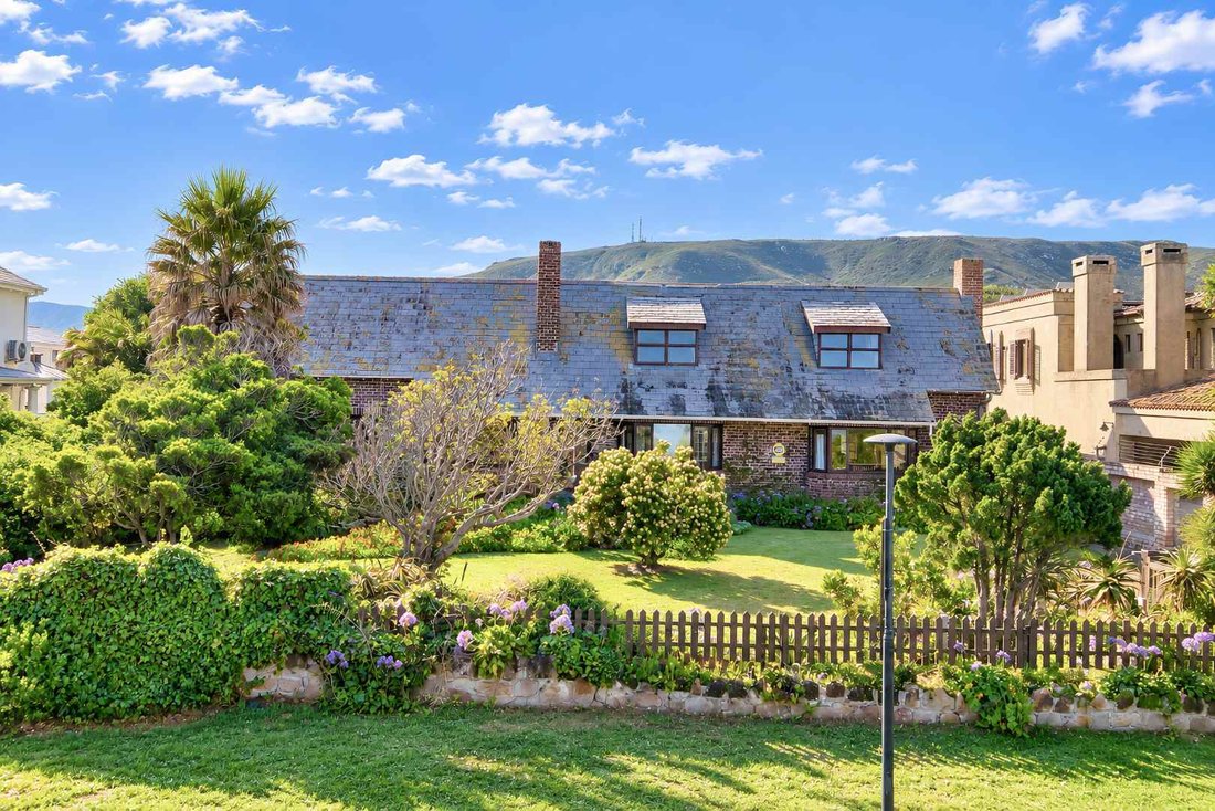 House in Overstrand Local Municipality, Western Cape, South Africa 2 - 19041927