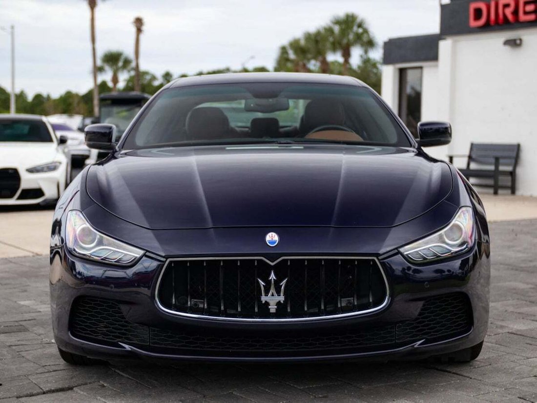 Sedan in Orlando, FL, United States 4 - 19042310