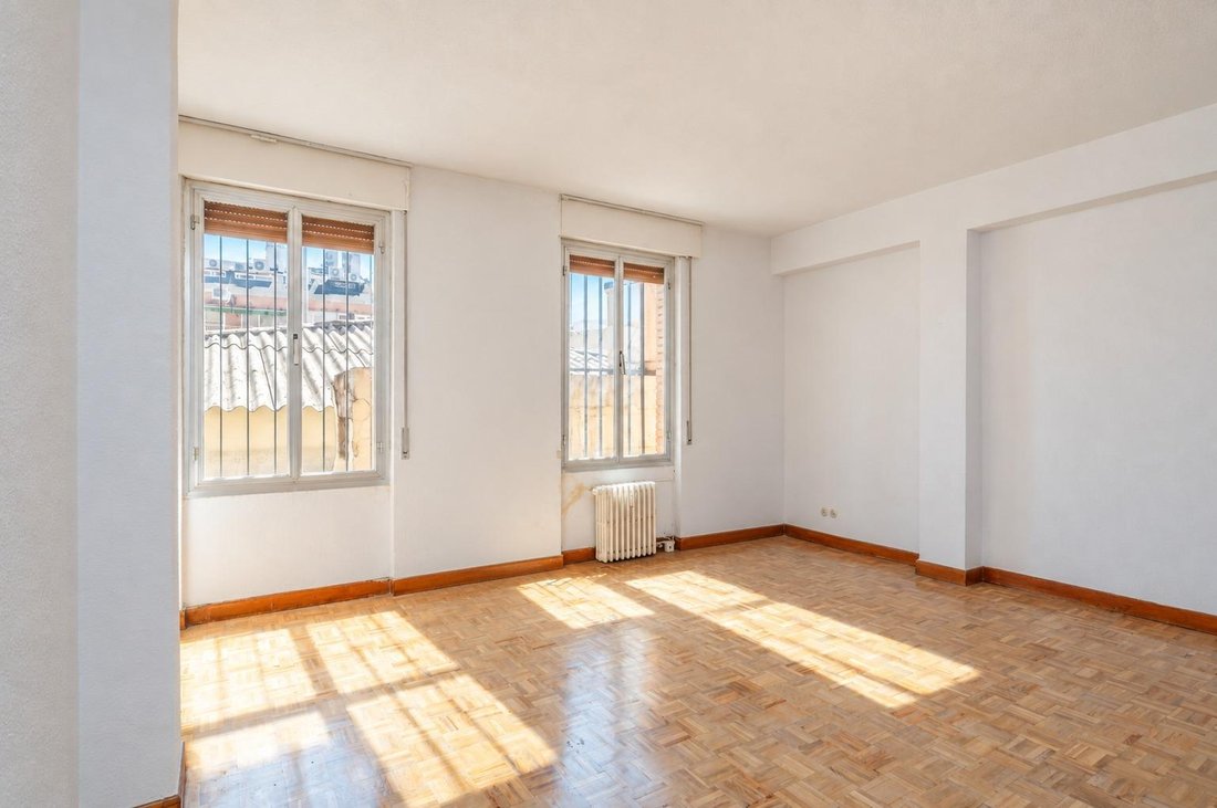 Apartment in Chamberi, Madrid, Spain 1 - 19041972