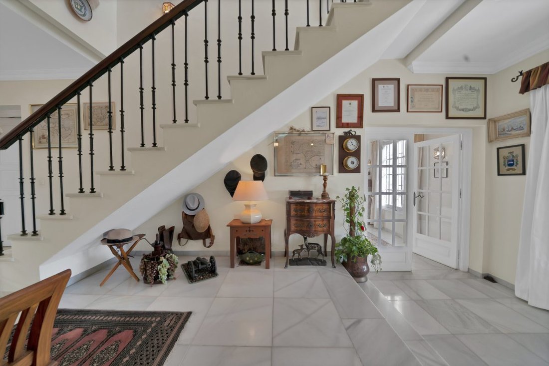 Villa in Nueva Andalucia, Marbella, Spain 5 - 19042060