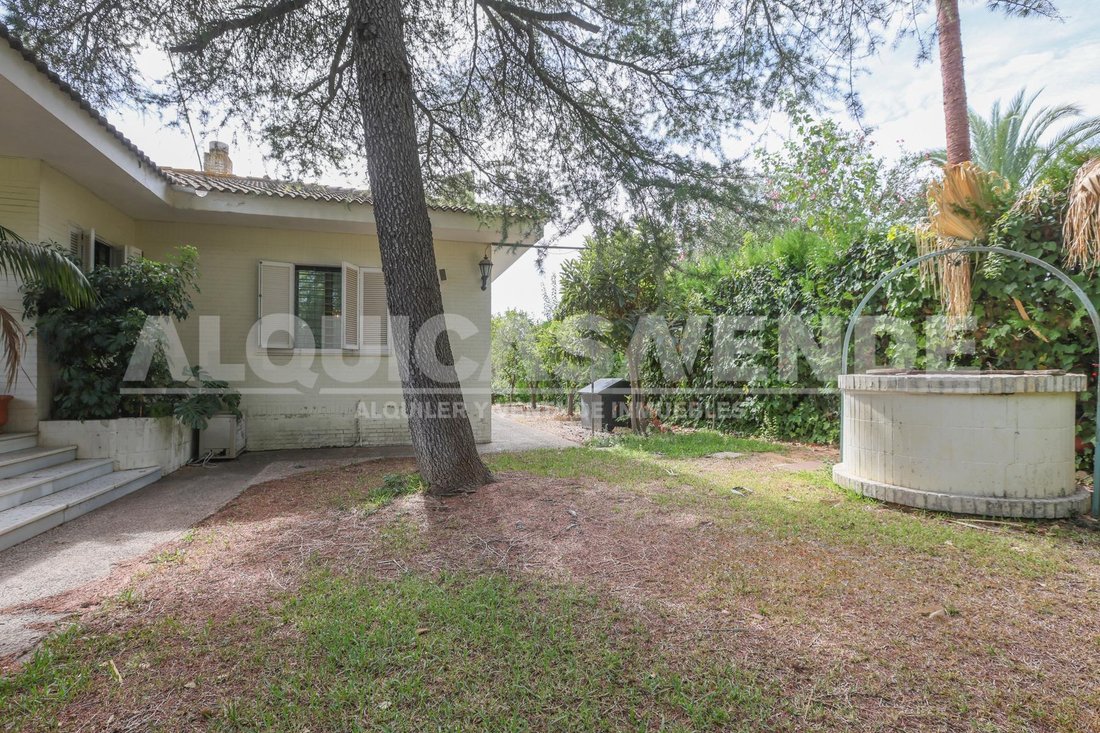 Villa in Mairena del Aljarafe, Andalusia, Spain 5 - 19042141