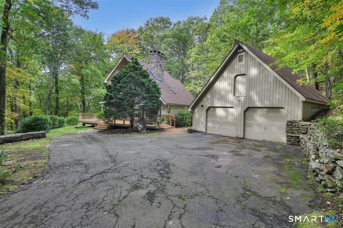 House in Burlington, Connecticut, United States 3 - 19042316