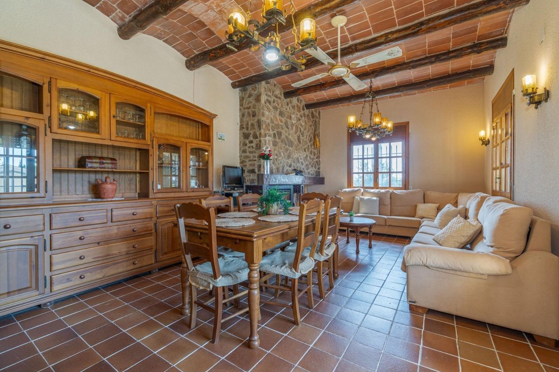 Villa in Sant Pere Pescador, Catalonia, Spain 5 - 19042039