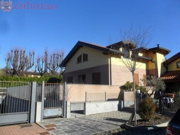 Villa in Lesmo, Lombardei, Italien 2 - 19042004