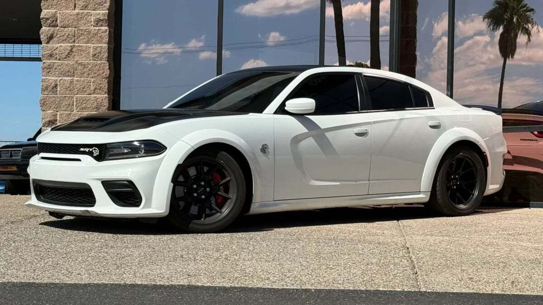 Sedan in Tucson, AZ, United States 3 - 19042287