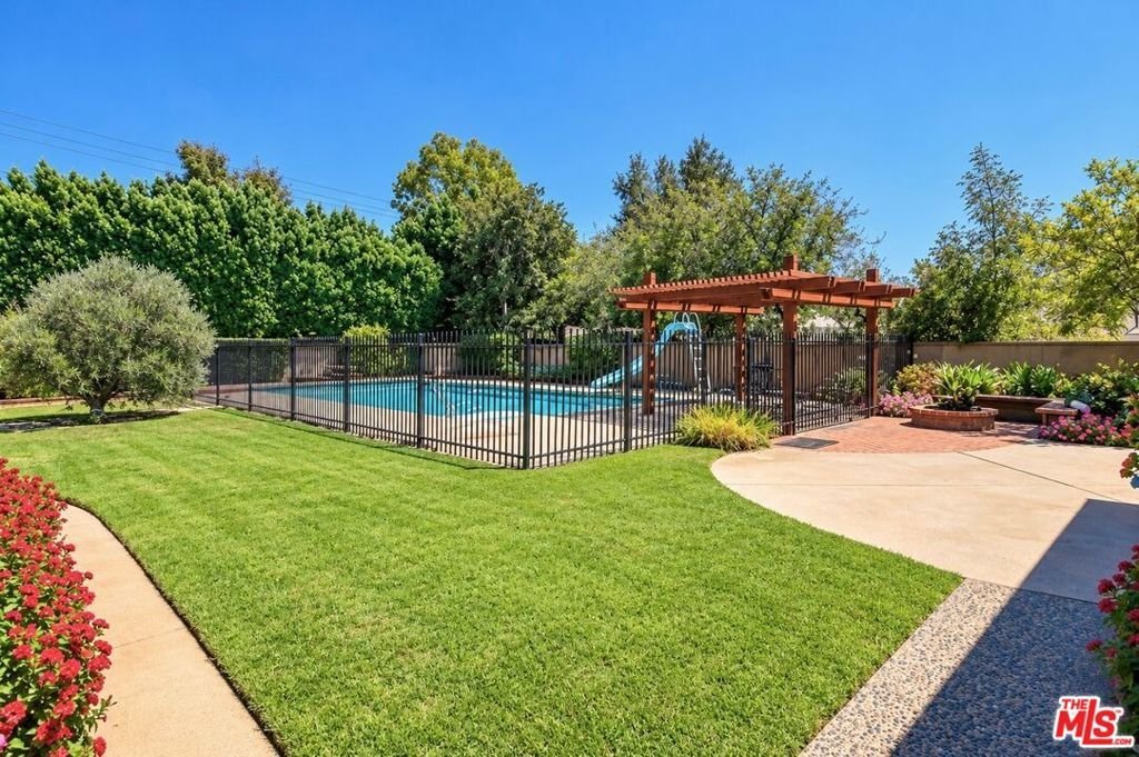 House in Altadena, California, United States 4 - 19041804