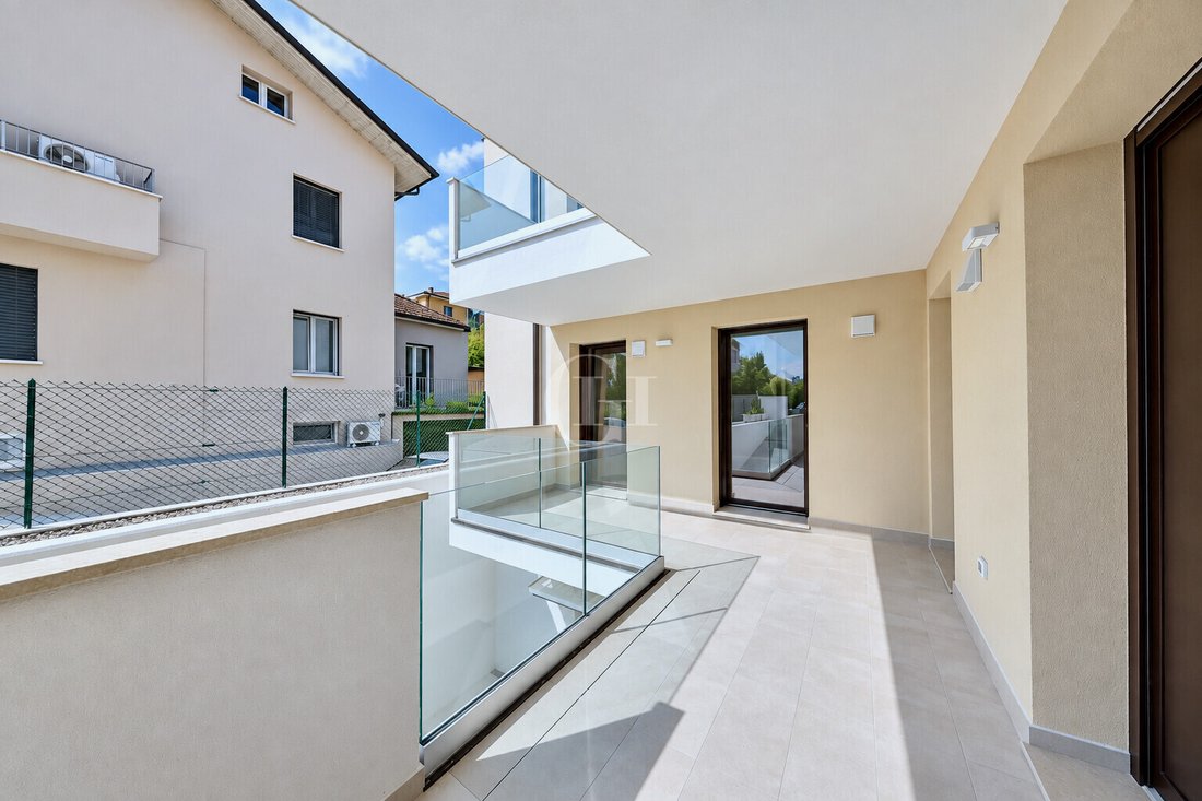Apartamento en Desenzano Centro, Desenzano del Garda, Lombardía 5 - 19042320