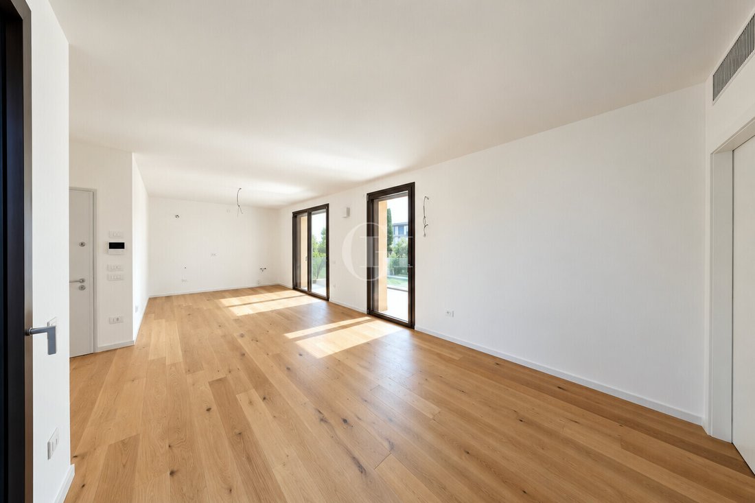 Apartamento en Desenzano Centro, Desenzano del Garda, Lombardía 4 - 19042340