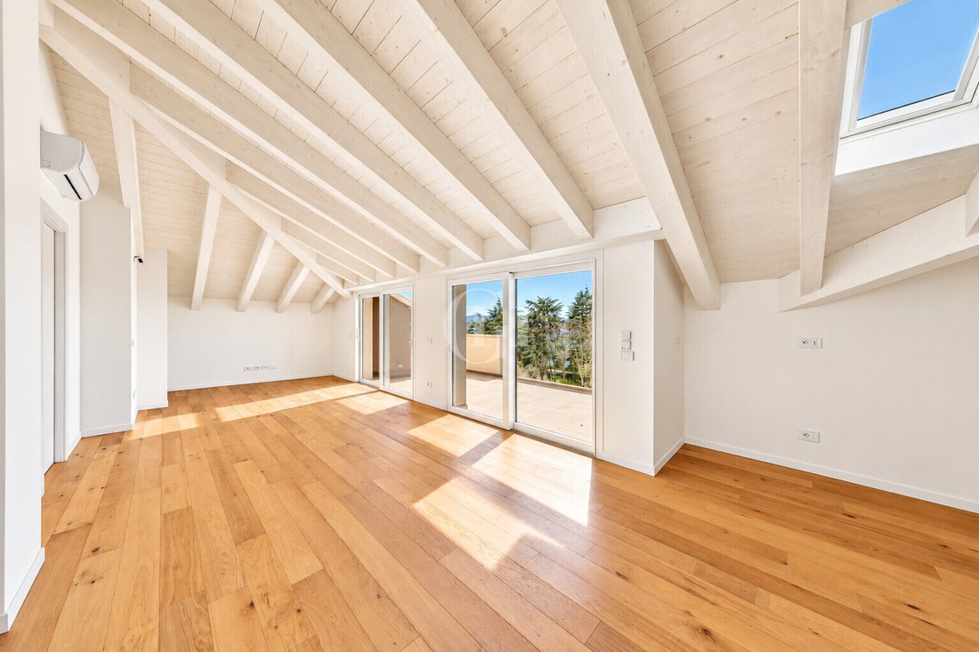 Penthouse en Rivoltella, Desenzano del Garda, Lombardía 4 - 19042396