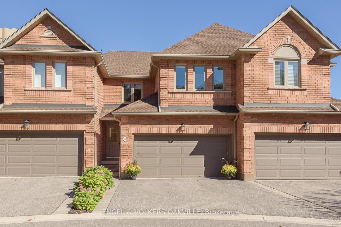House in Mississauga, Ontario, Canada 1 - 19042241