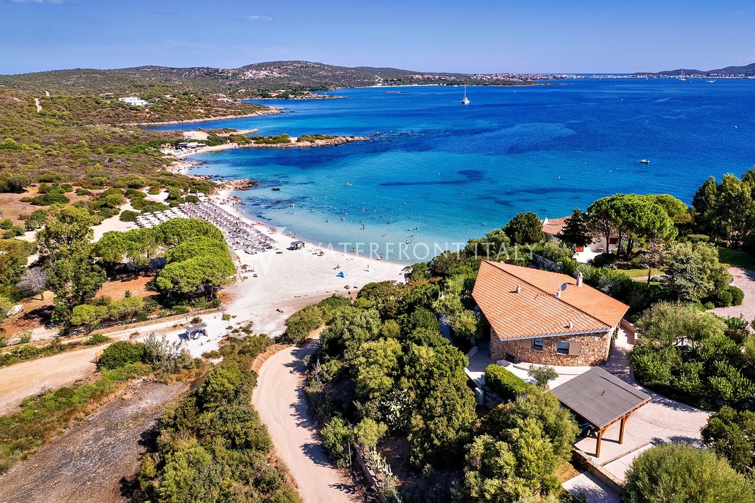 Villa in Golfo Aranci, Sardinia, Italy 1 - 19041651