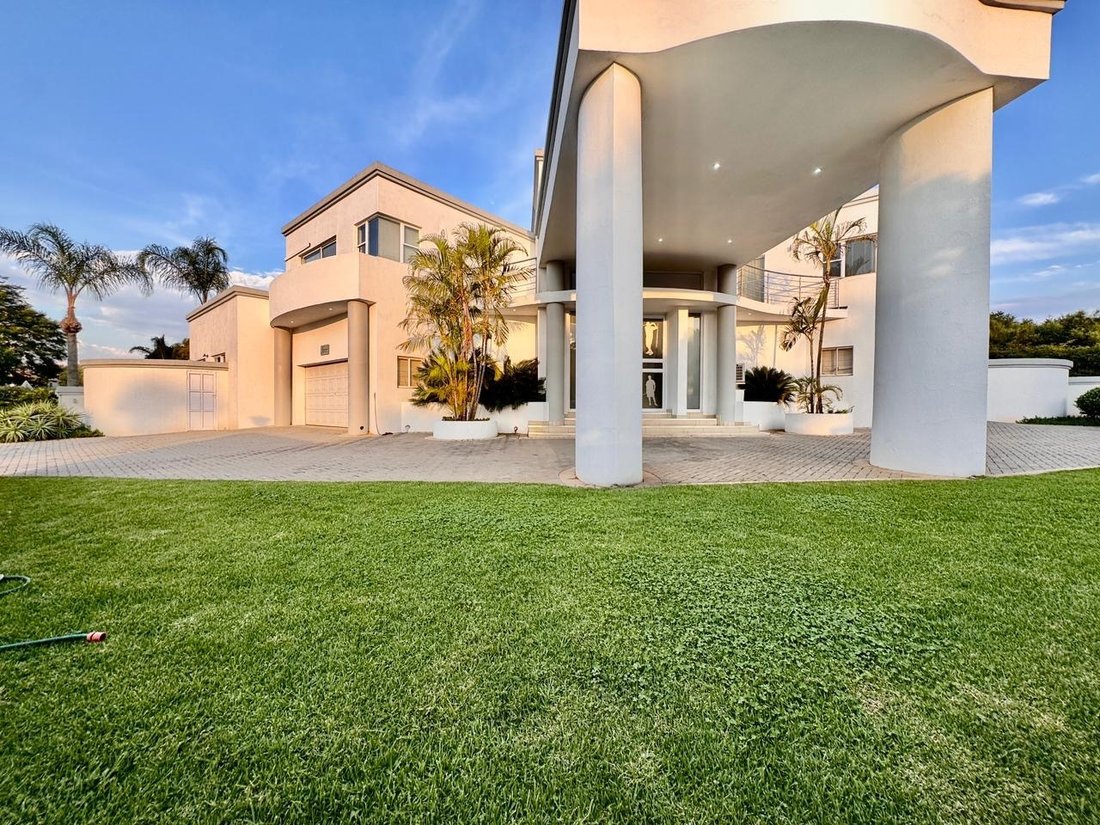 Maison à Woodhill Golf Estate, Gauteng, Afrique du Sud 1 - 19042159