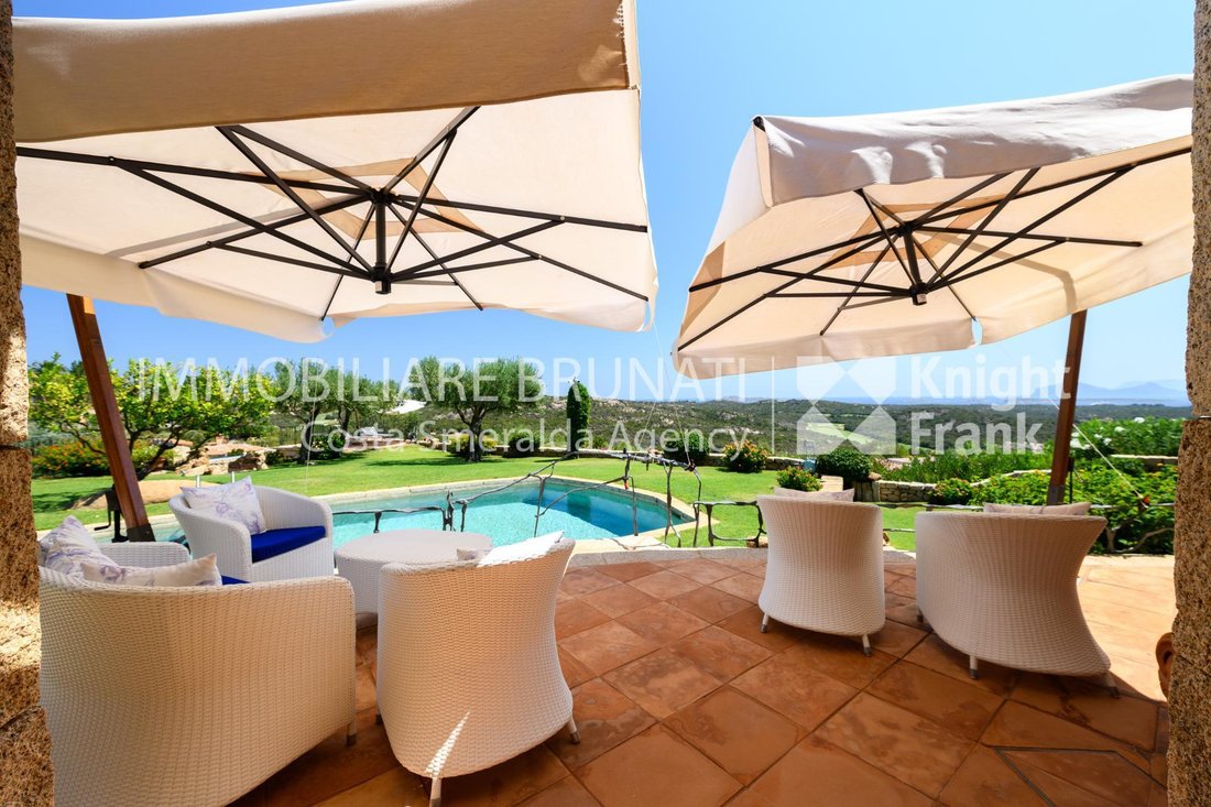 Villa en Abbiadori, Arzachena, Italia 1 - 19042532