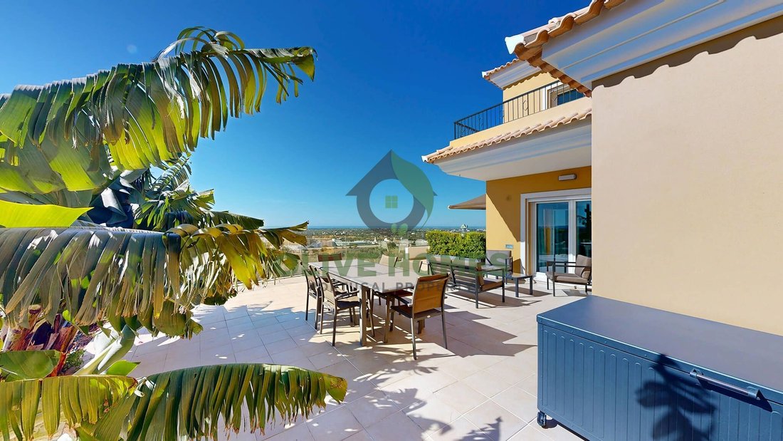 Villa in Santa Barbara de Nexe, Algarve, Portugal 3 - 19042710
