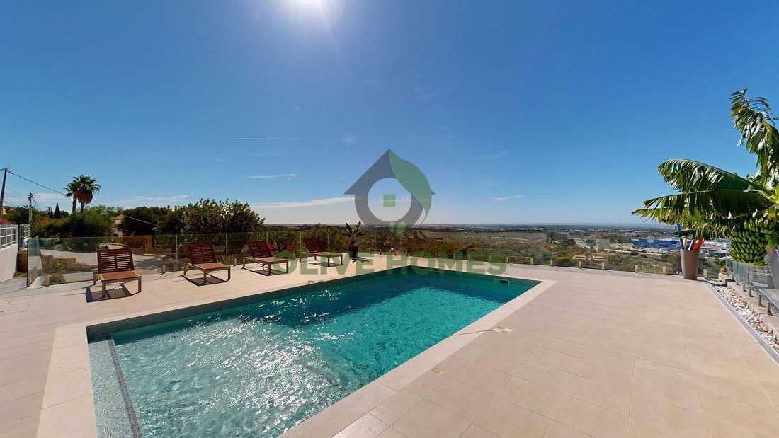 Villa in Santa Barbara de Nexe, Algarve, Portugal 5 - 19042710