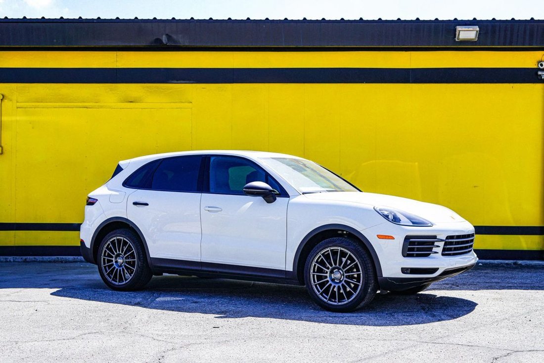 Suv in El Monte, CA, United States 3 - 19042772