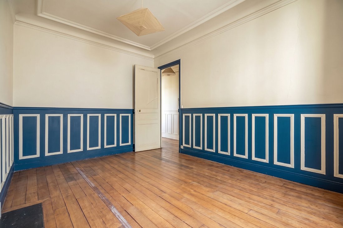 Apartment in Belleville-Saint Maur, Paris 11e Arrondissement, Paris 5 - 19042902