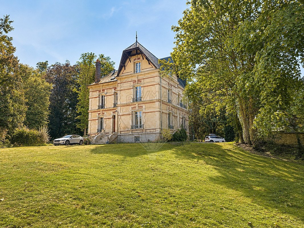 House in Chantilly, Hauts-de-France, France 1 - 19042382