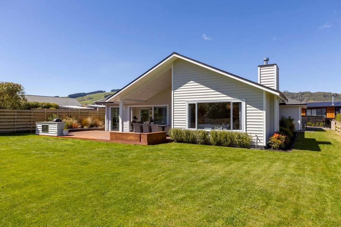 Townhouse in Kinloch, Waikato, New Zealand 2 - 19042421