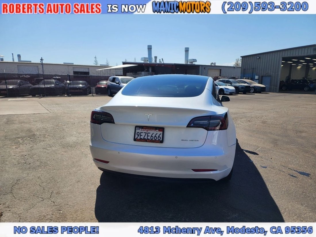 Sedan in Modesto, CA, United States 4 - 19042767