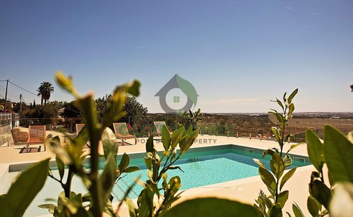 Villa en Santa Bárbara de Nexe, Algarve, Portugal 1