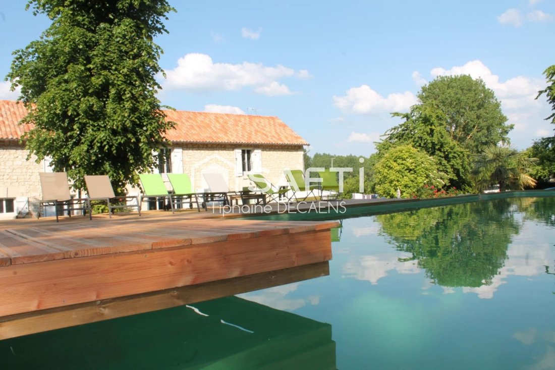 Casa en Parçay-sur-Vienne, Centro-Val de Loira, Francia 1 - 19042984