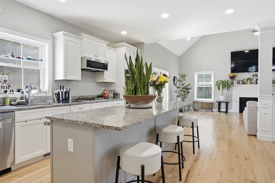 House in Goffstown, New Hampshire, United States 5 - 19042860
