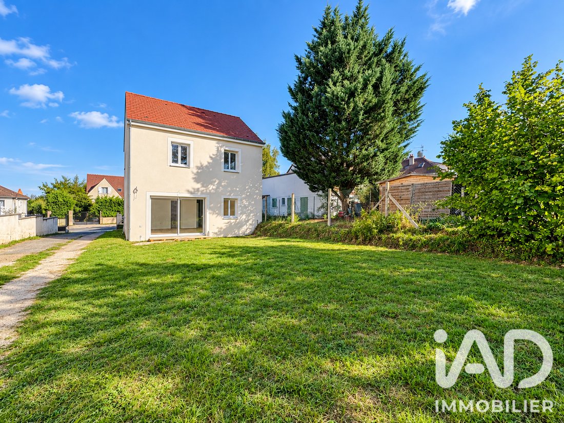House in Morainvilliers, Ile-de-France, France 2 - 18803481