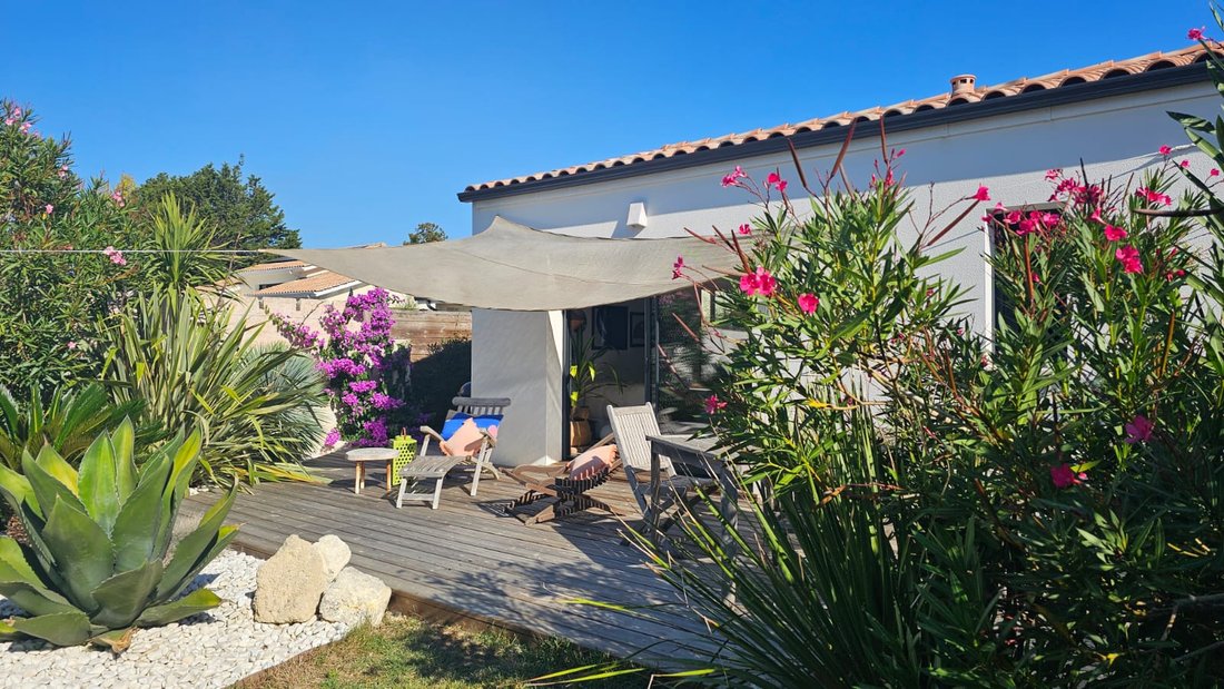 House in Saint-Palais-sur-Mer, Nouvelle-Aquitaine, France 1 - 19042402