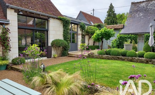 House in Azay-sur-Cher, Centre-Val de Loire, France 1