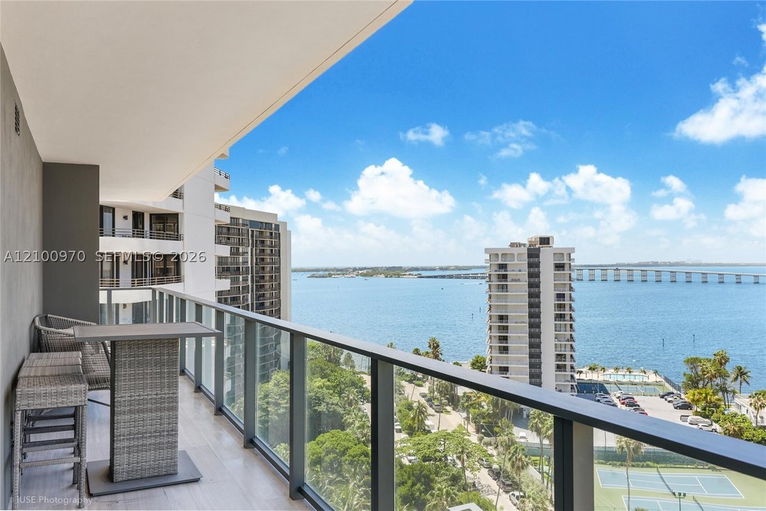 Condo in Miami, Florida, United States 2 - 19042542
