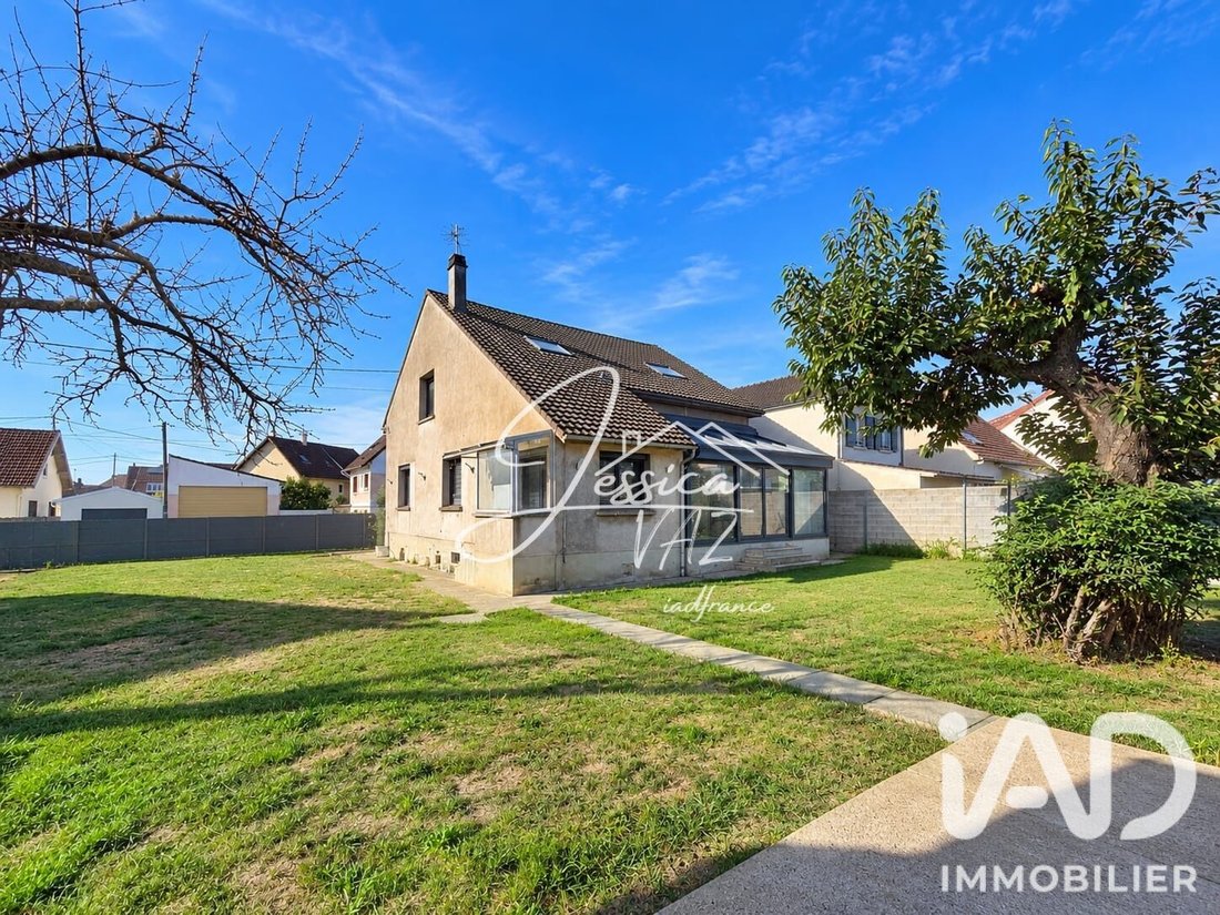 Maison à Coteaux Cottage, Goussainville, France 1 - 19043116