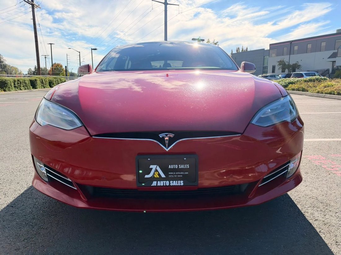 Sedan in Bellevue, WA, United States 4 - 19042766