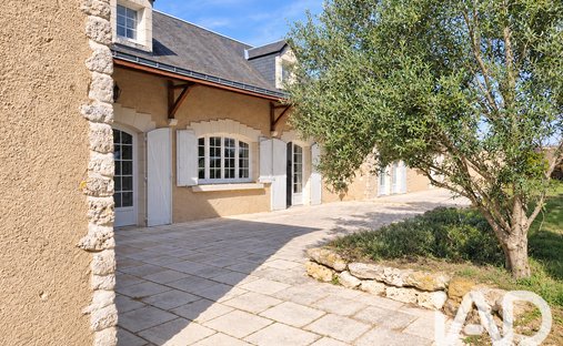 Maison à Beaumont-Louestault, Centre-Val de Loire, France 1