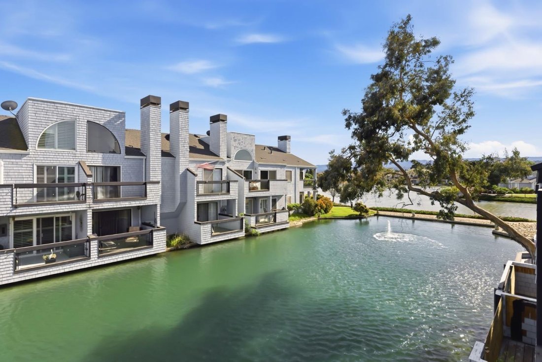 Condominio a Redwood City, California, Stati Uniti 1 - 19042550