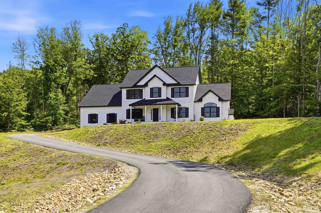 House in Goffstown, New Hampshire, United States 2 - 19042860