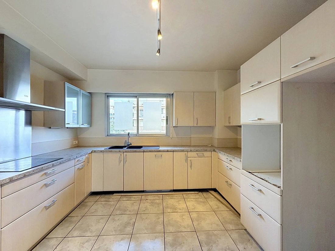 Wohnung in Nizza, Provence-Alpes-Côte d'Azur, Frankreich 4 - 19042460