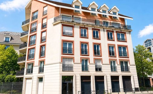 Apartment in Lys-Haut-Layon, Pays de la Loire, France 1
