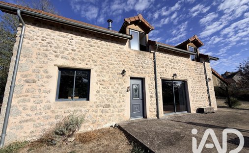 Casa a Dettey, Borgogna-Franca Contea, Francia 1