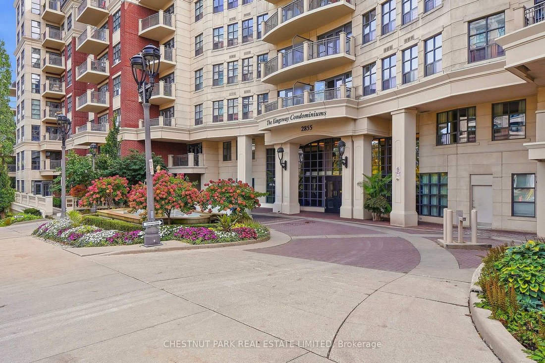 Apartment in Toronto, Ontario, Canada 1 - 19042676
