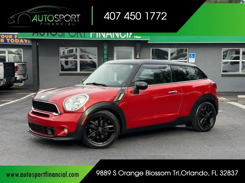 Coupe in Orlando, FL, United States 1 - 19042811