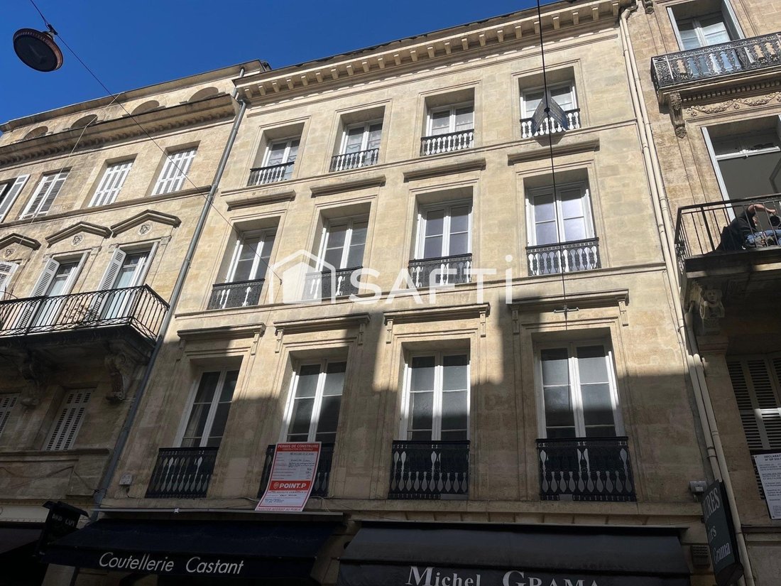 Appartement à Hôtel de Ville-Quinconce-Saint Seurin-Fondaudège, Bordeaux, France 3 - 19042967