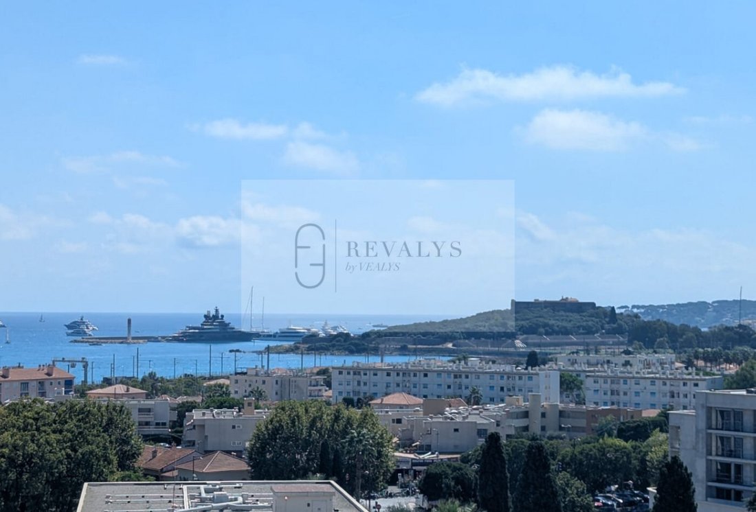Apartment in Les Cougoulins-Rastines, Antibes, France 1 - 19042407