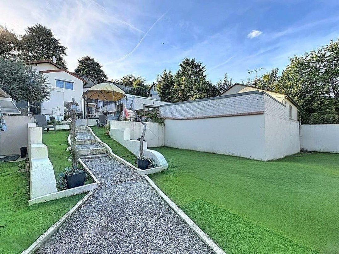 House in Creteil, Ile-de-France, France 2 - 19042977