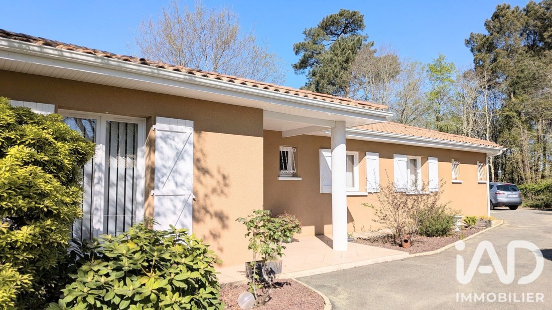House in Le Las, Saint-Jean-d'Illac, France 2 - 19043090