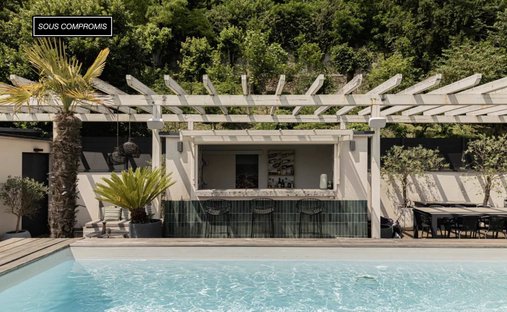 House in Le Confluent, La Mulatière, France 1