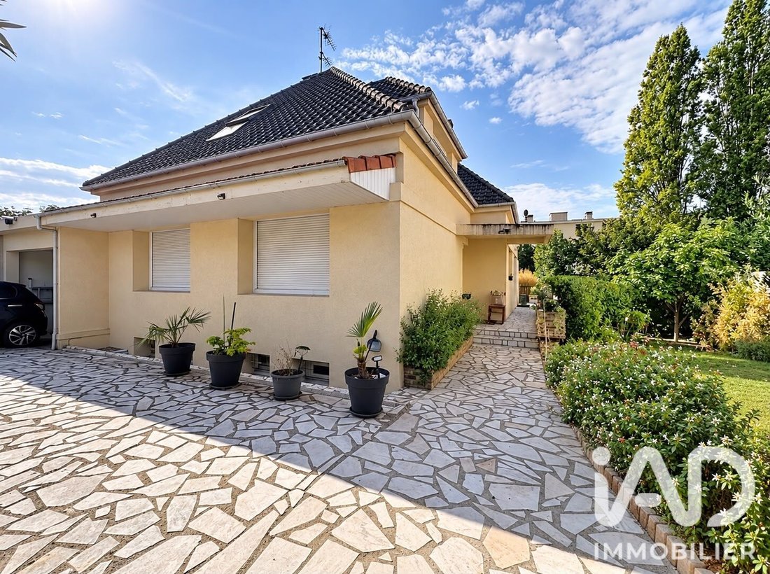 Casa en Basses-Bauves-DeGaulle, Garges-les-Gonesse, Francia 1 - 19043056
