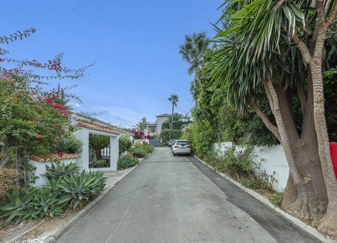 Villa in Buenas Noches, Estepona, Spain 3 - 19042544